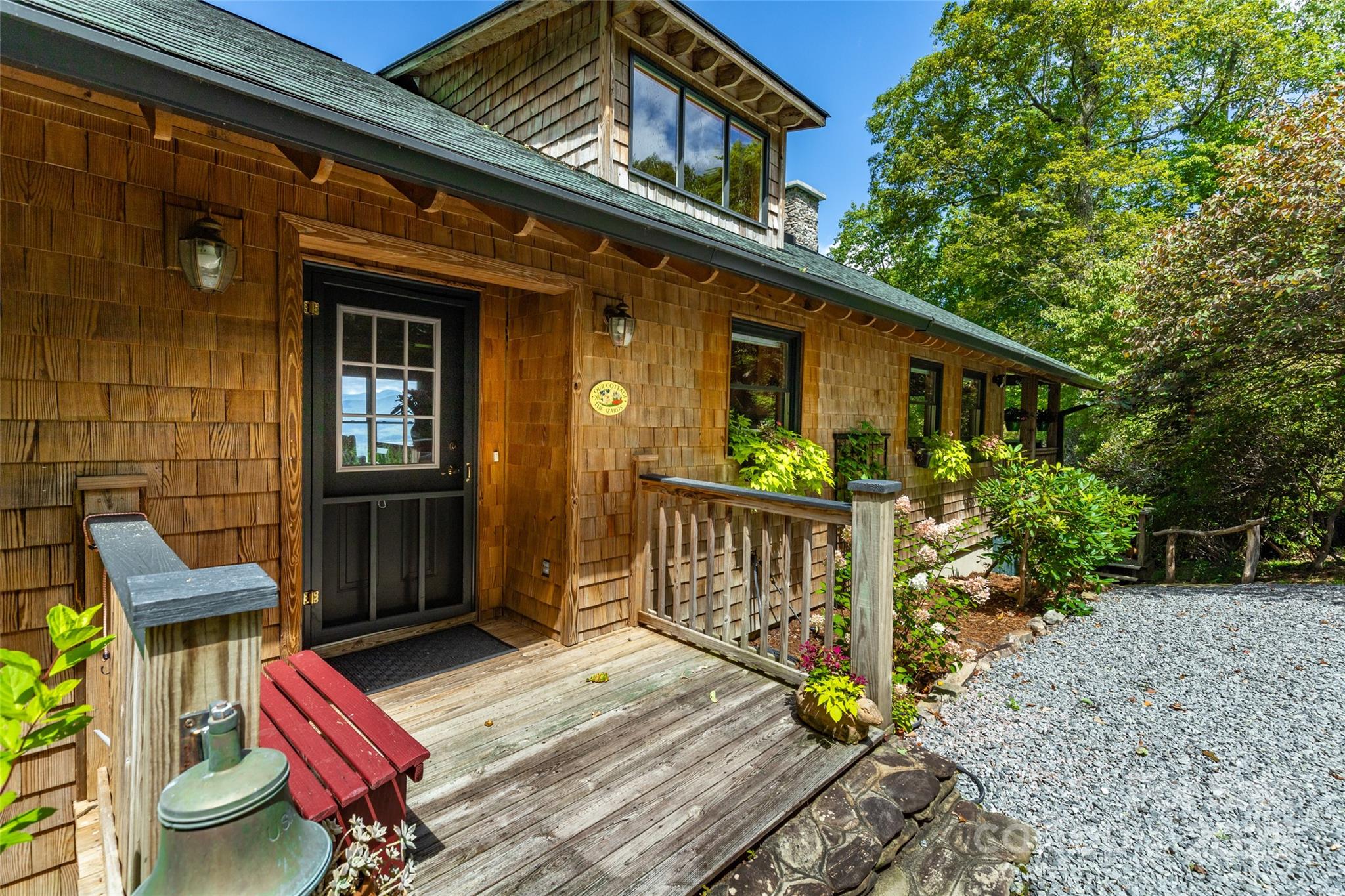 1692 Becky Mountain Road