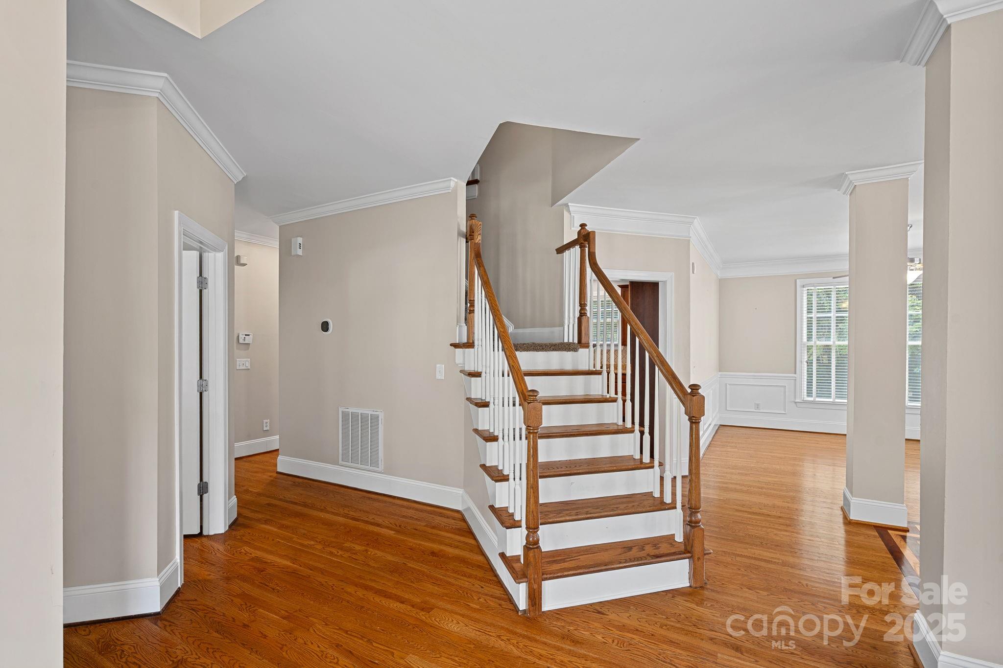 123 Hedgewood Drive