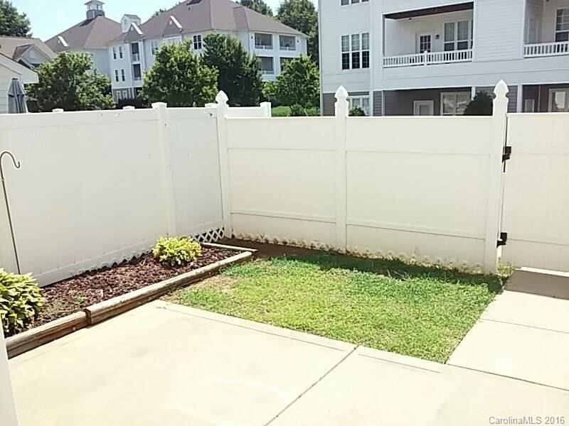 Oakhurst - Residential