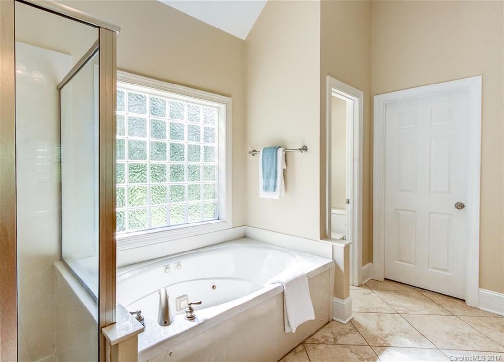 Hamilton Crest - Residential