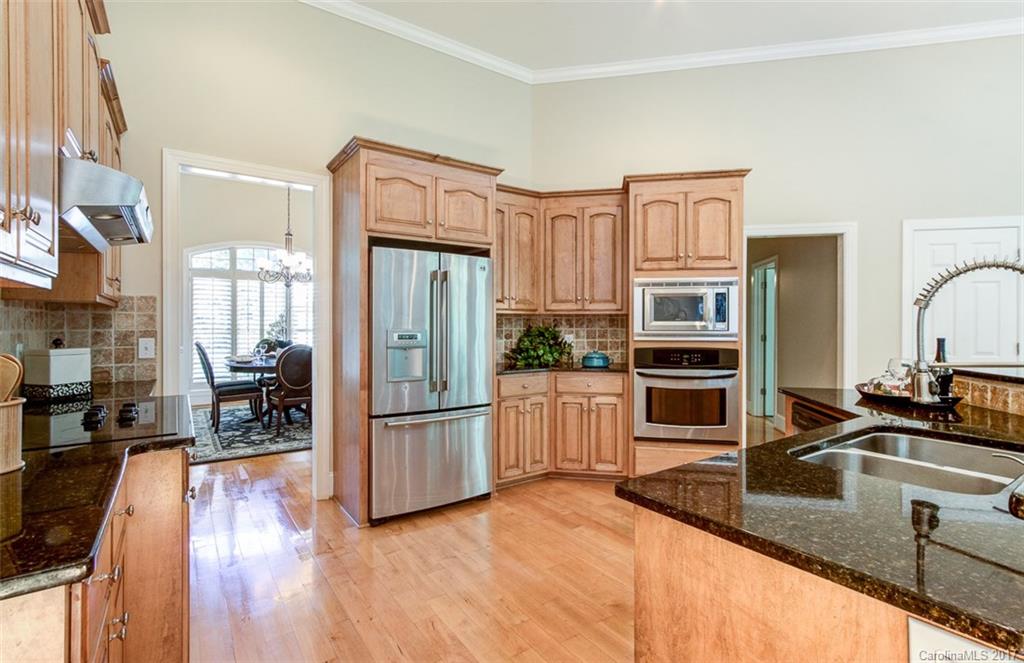 Hamilton Crest - Residential