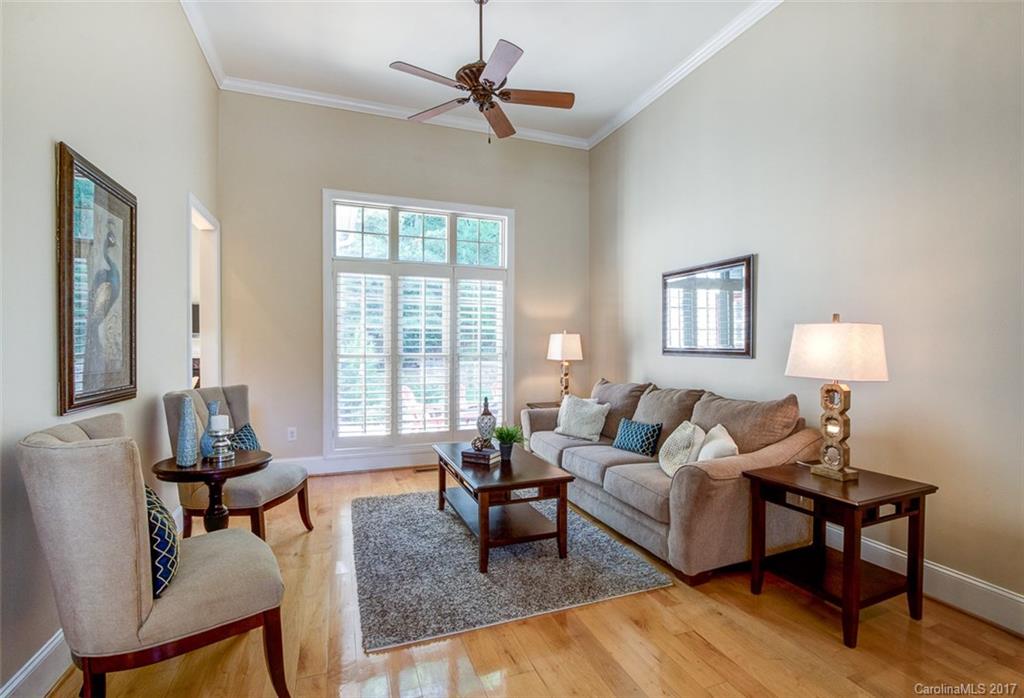 Hamilton Crest - Residential