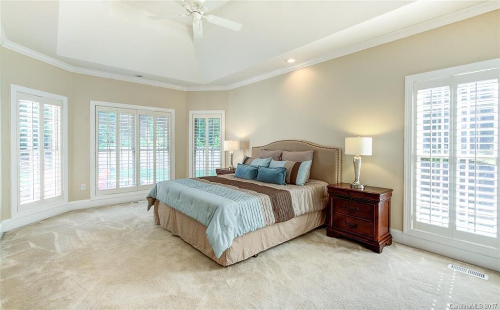 Hamilton Crest - Residential