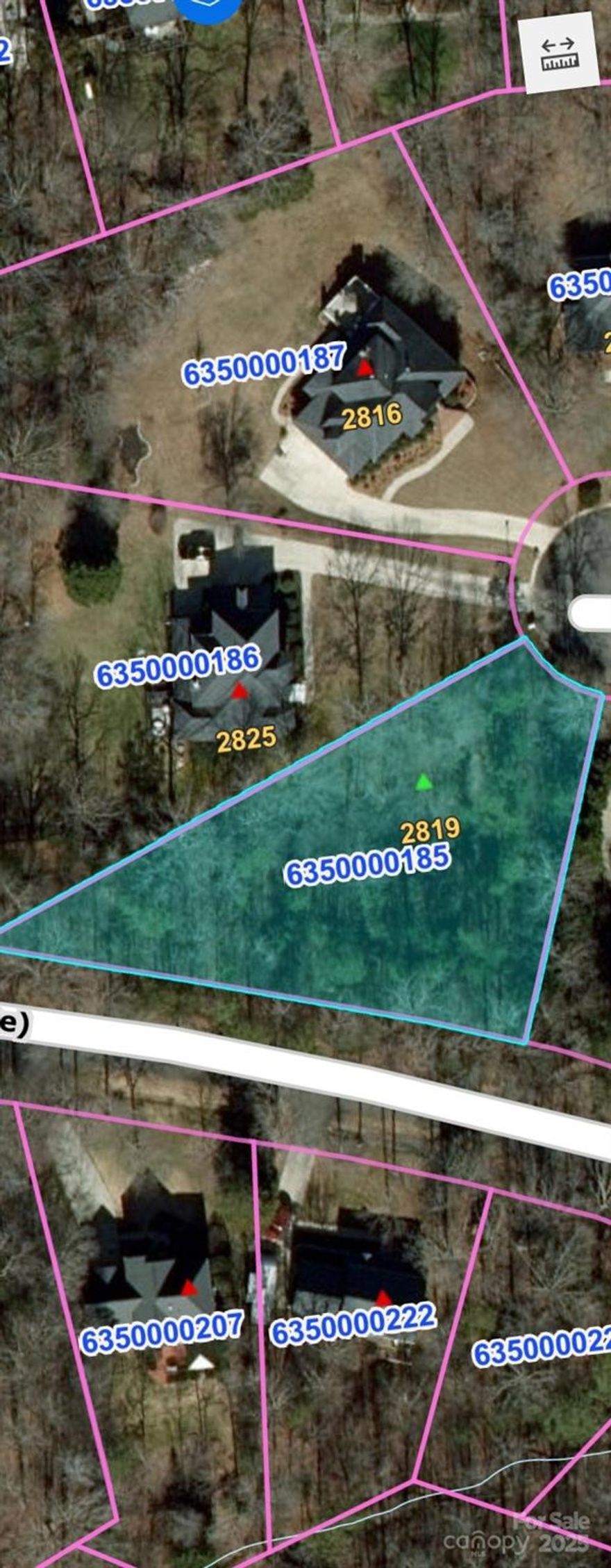 Build your dream home on this lot in a great location with road frontage on Bonnybrook Circle and Briar Circle.  Convenient to shopping and I-77.