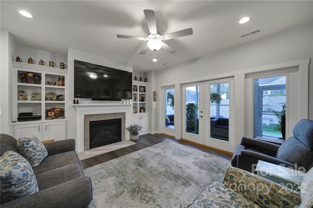 Edgewater - Residential