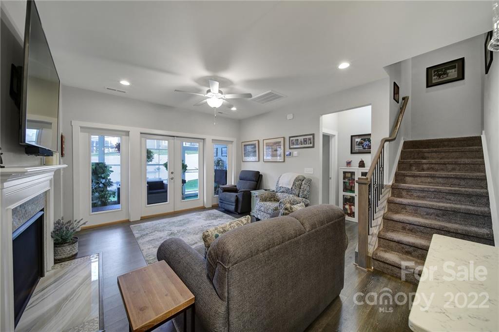 Edgewater - Residential