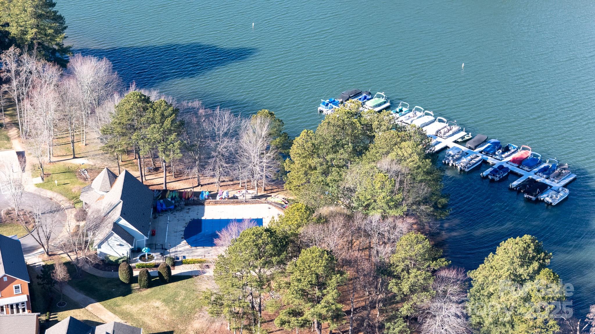 Davidson Pointe - Residential