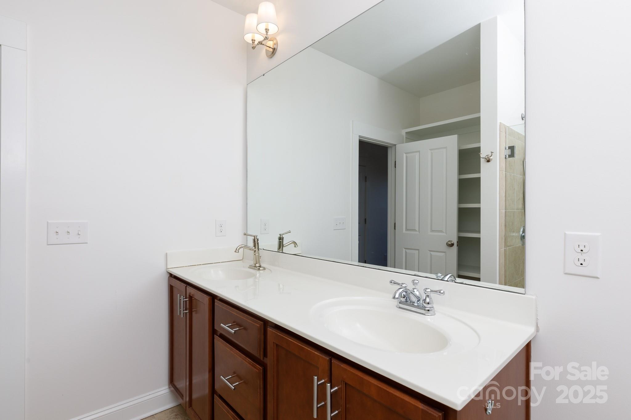 Davidson Pointe - Residential