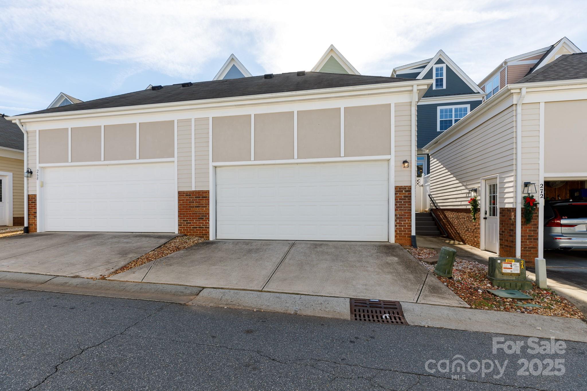 Davidson Pointe - Residential