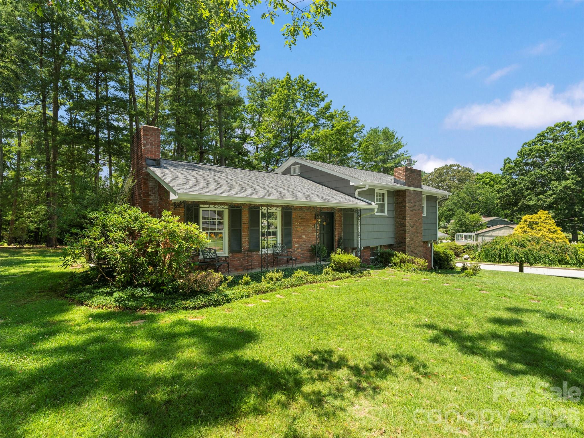 20 S Oak Forest Drive