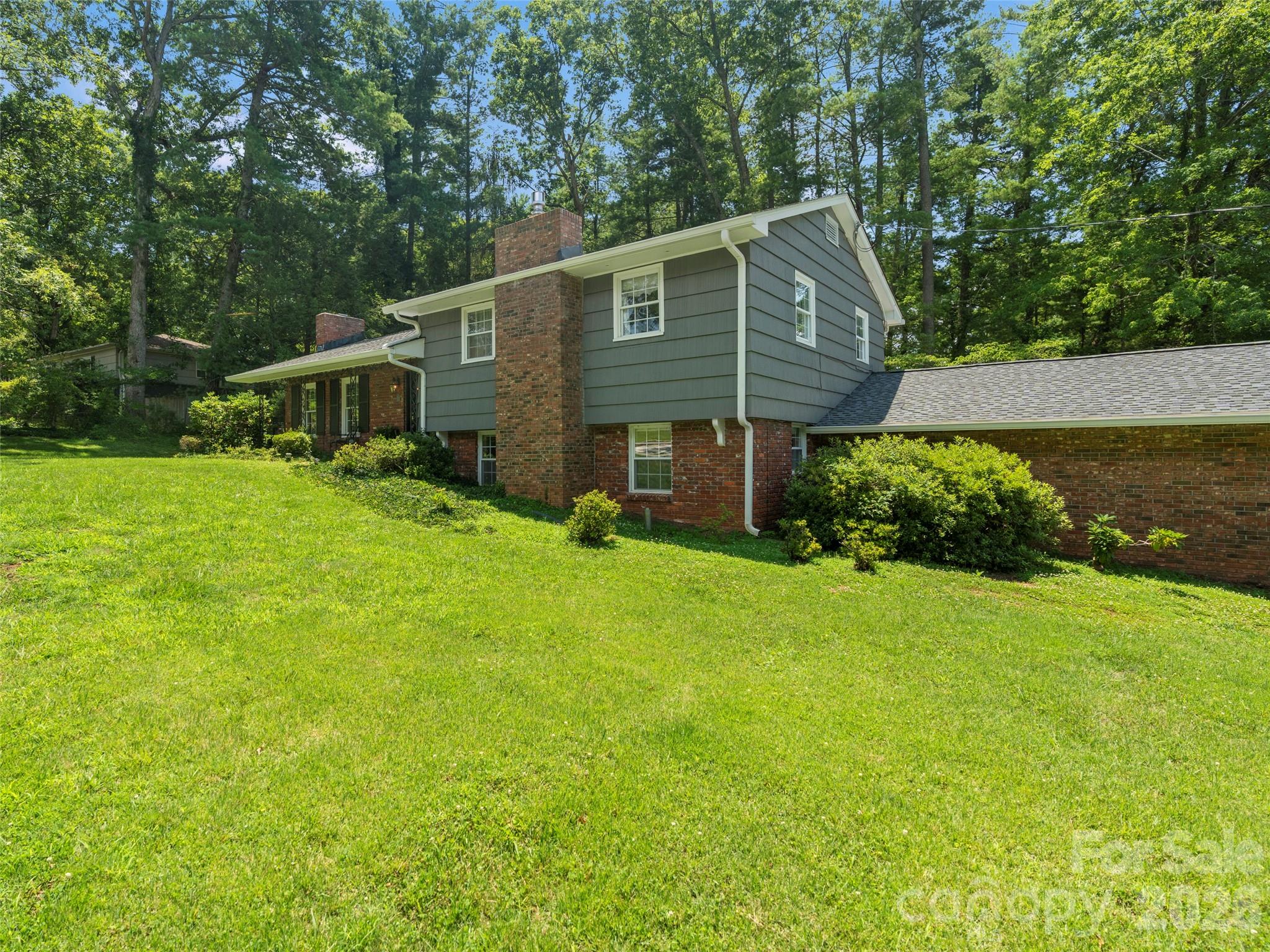 20 S Oak Forest Drive, Asheville, NC, 28803