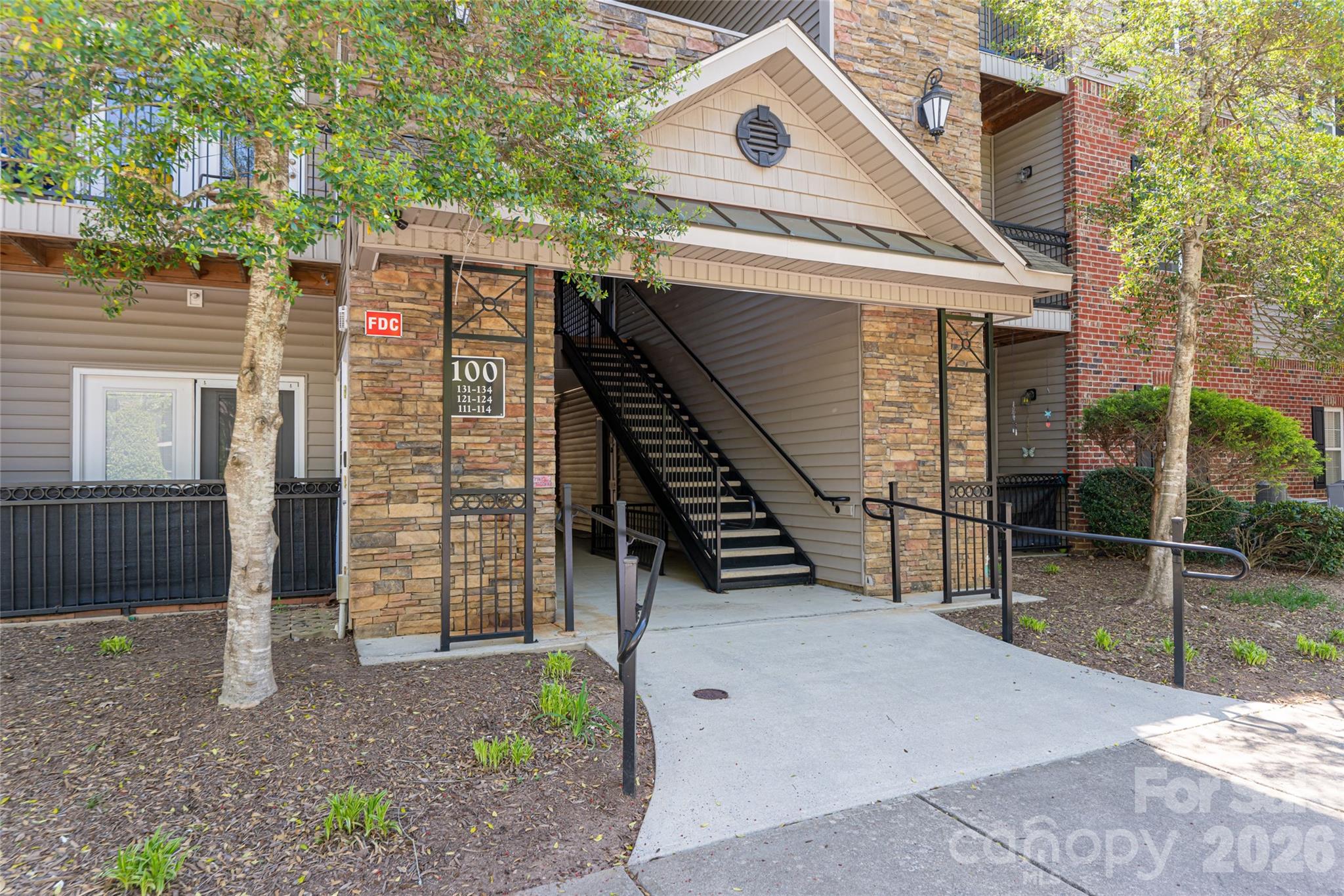 132 Appeldoorn Circle