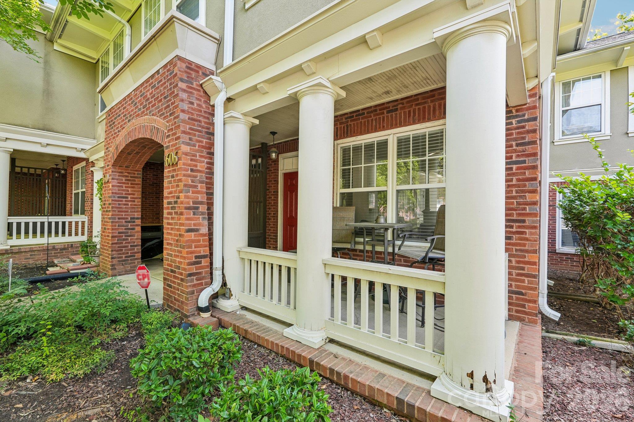 606 9th Street