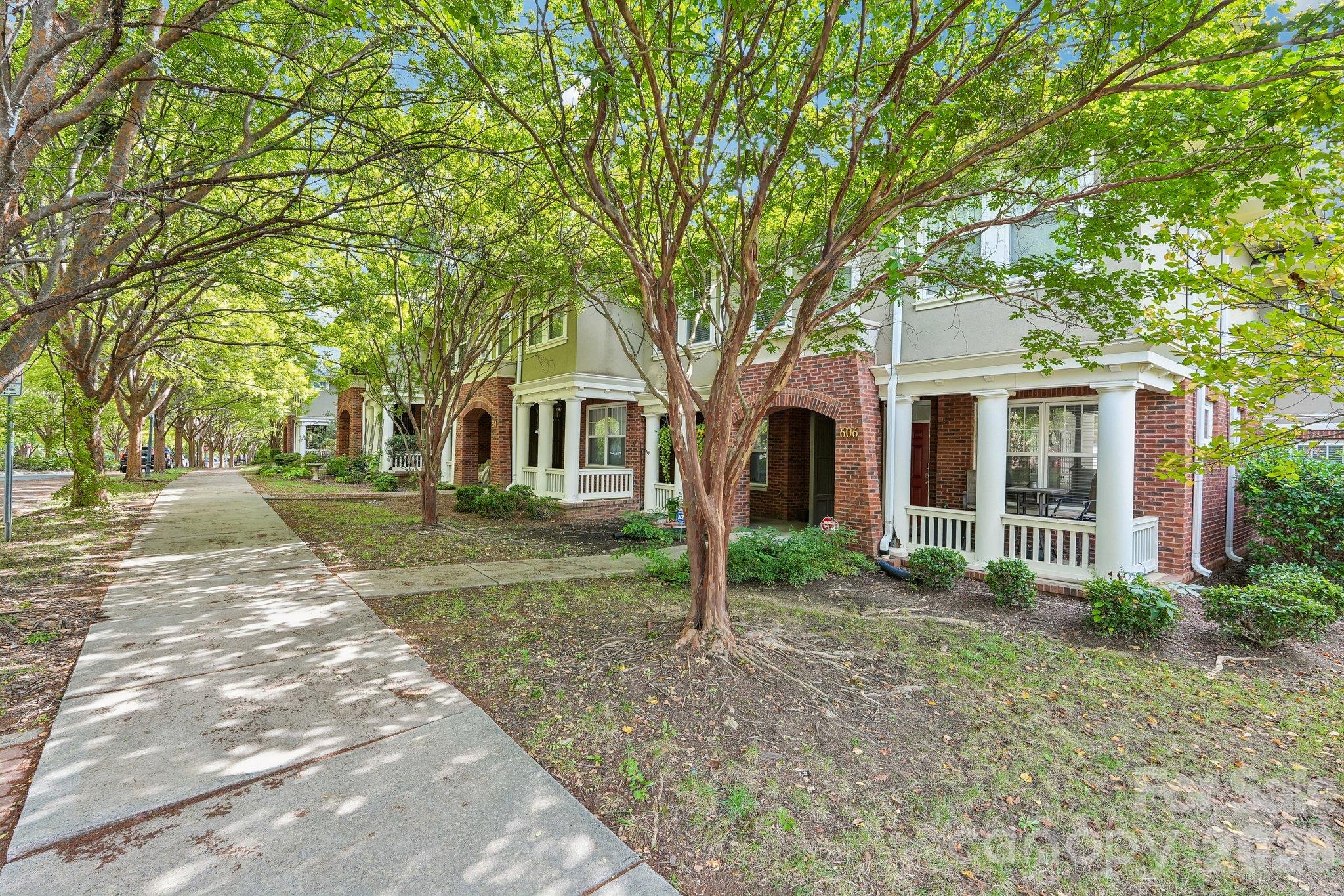 606 9th Street