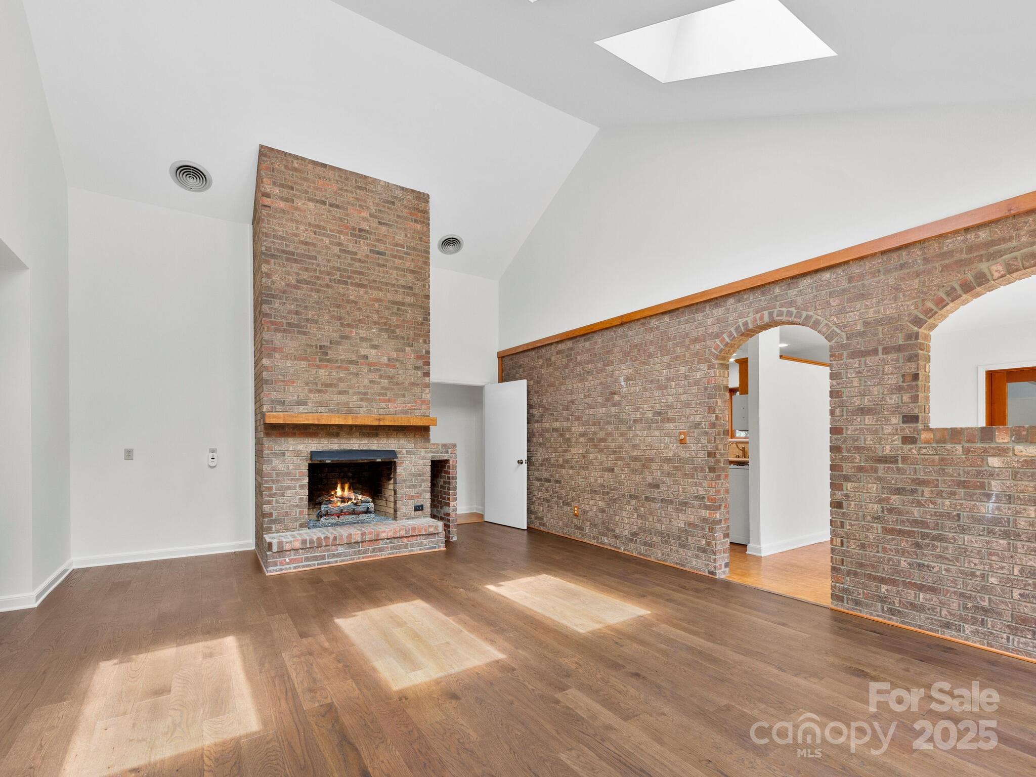 31 W Black Oak Drive