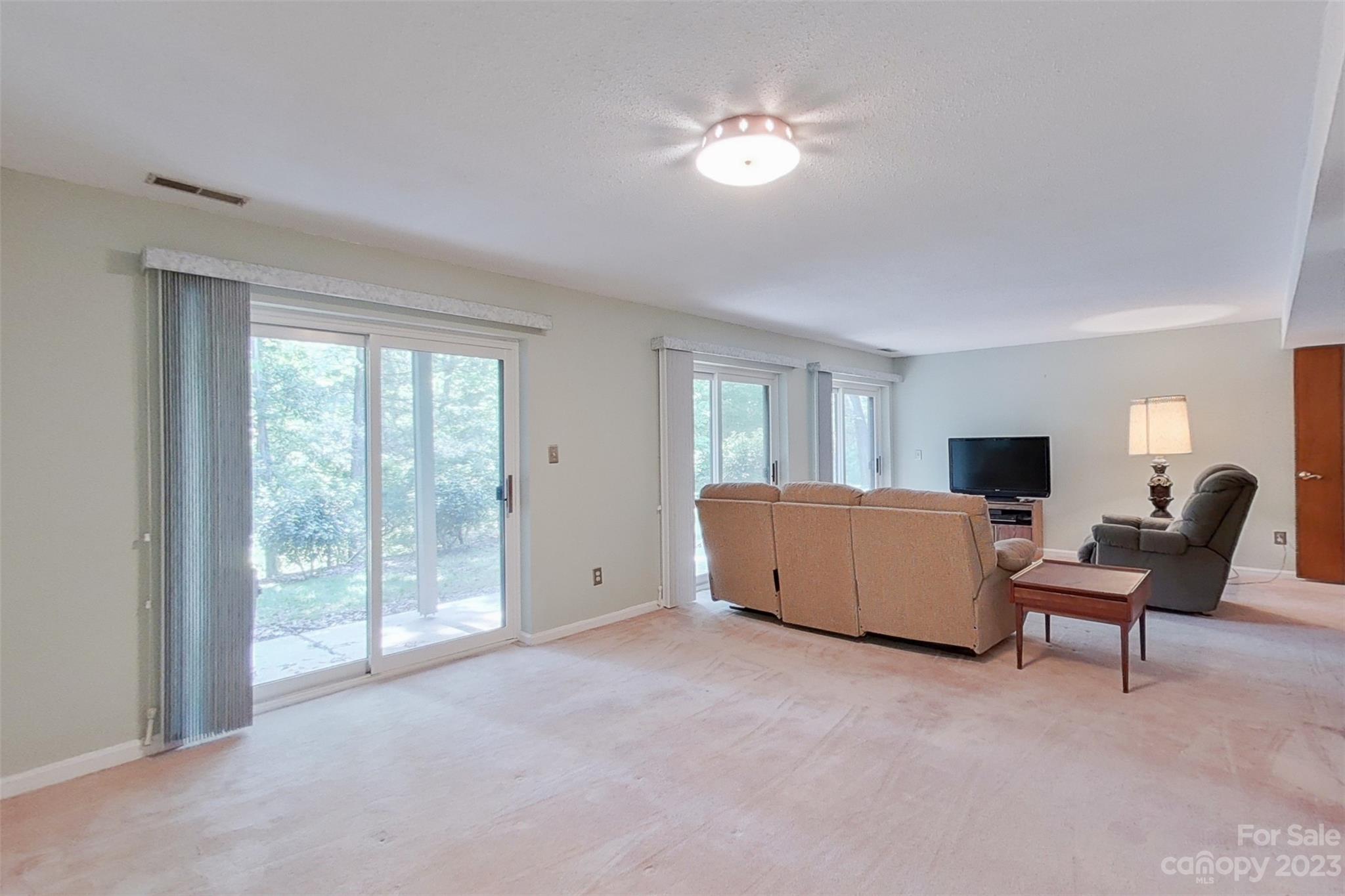 River Hills - Residential