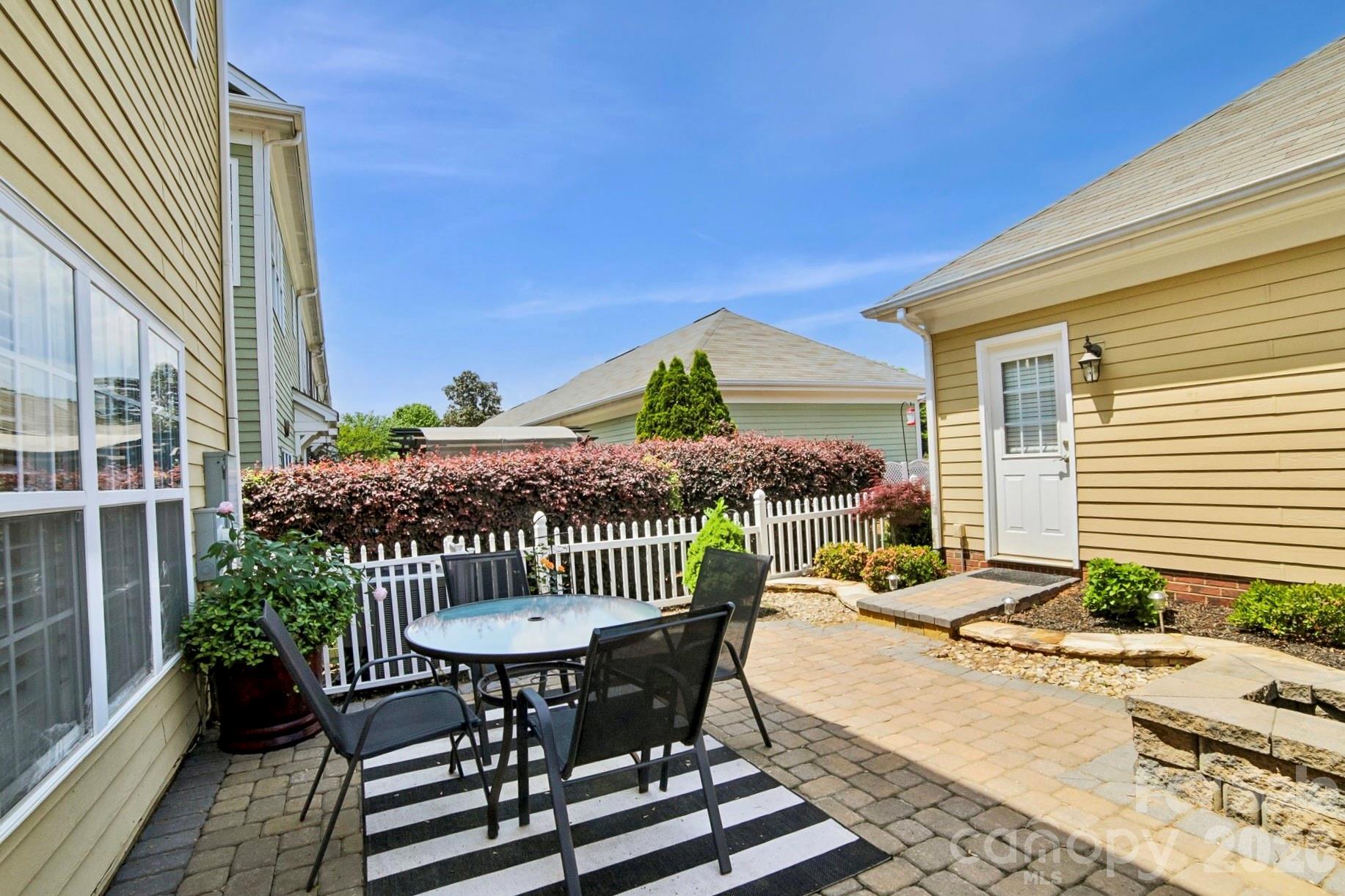 Monteith Park - Residential