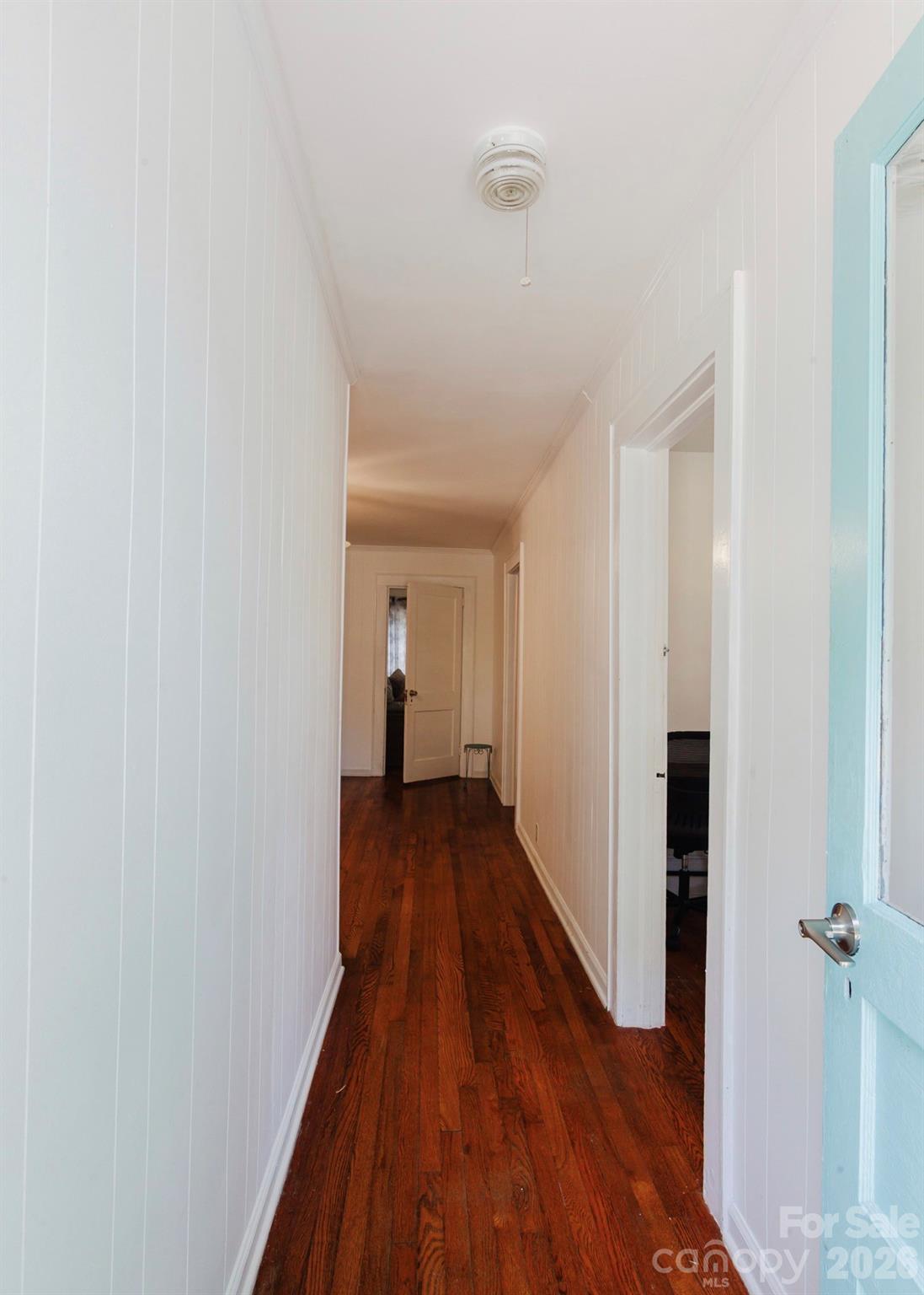 307 E 2nd Street