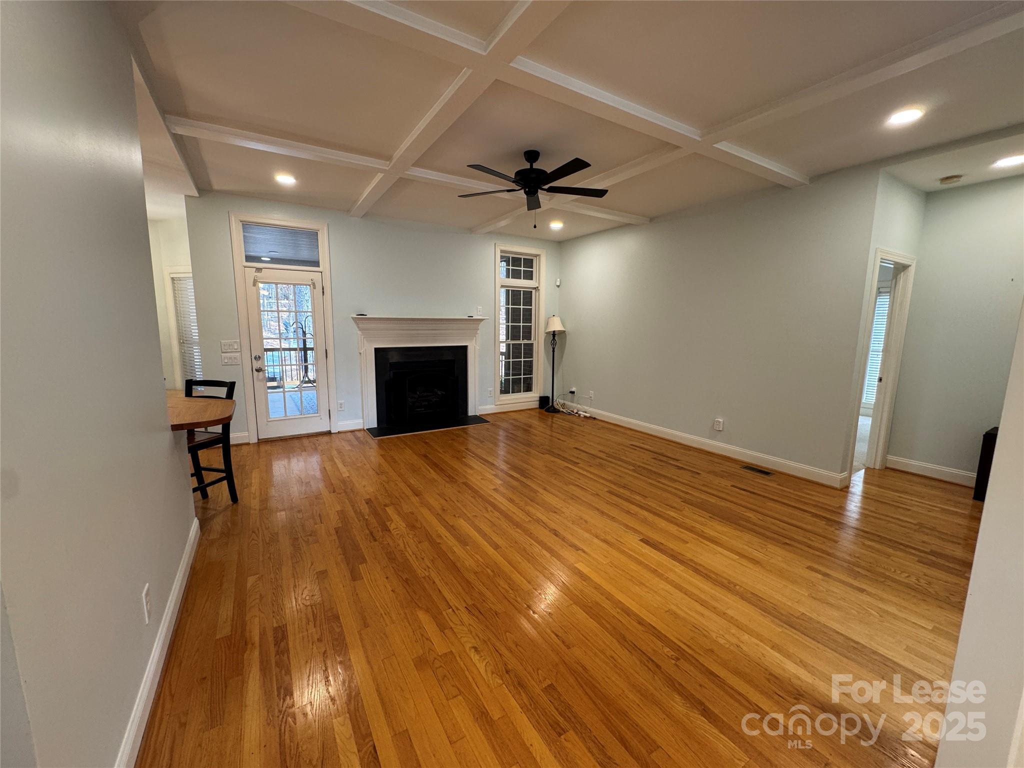 112 Silvercliff Drive