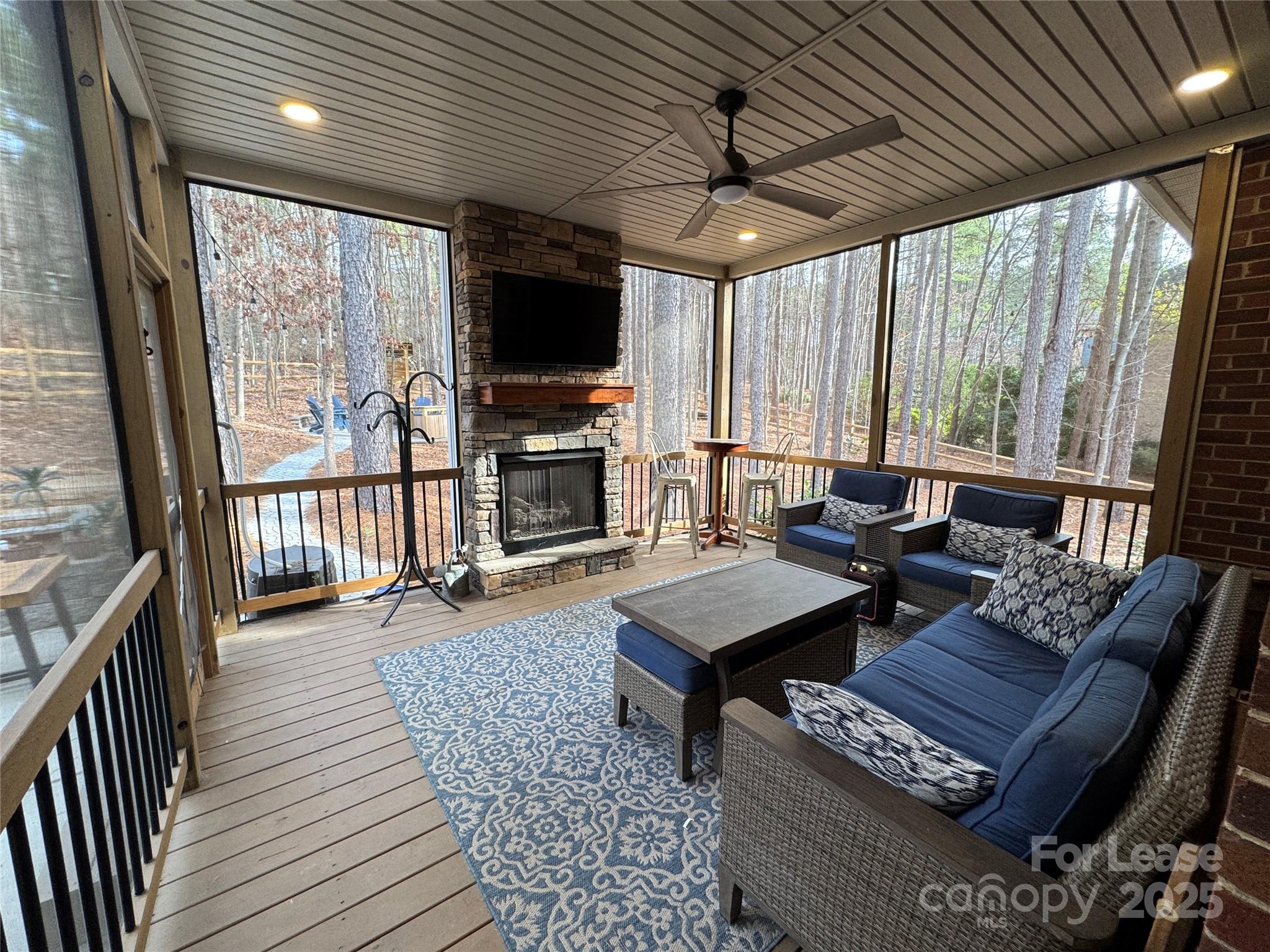 Stonewater - Residential Lease