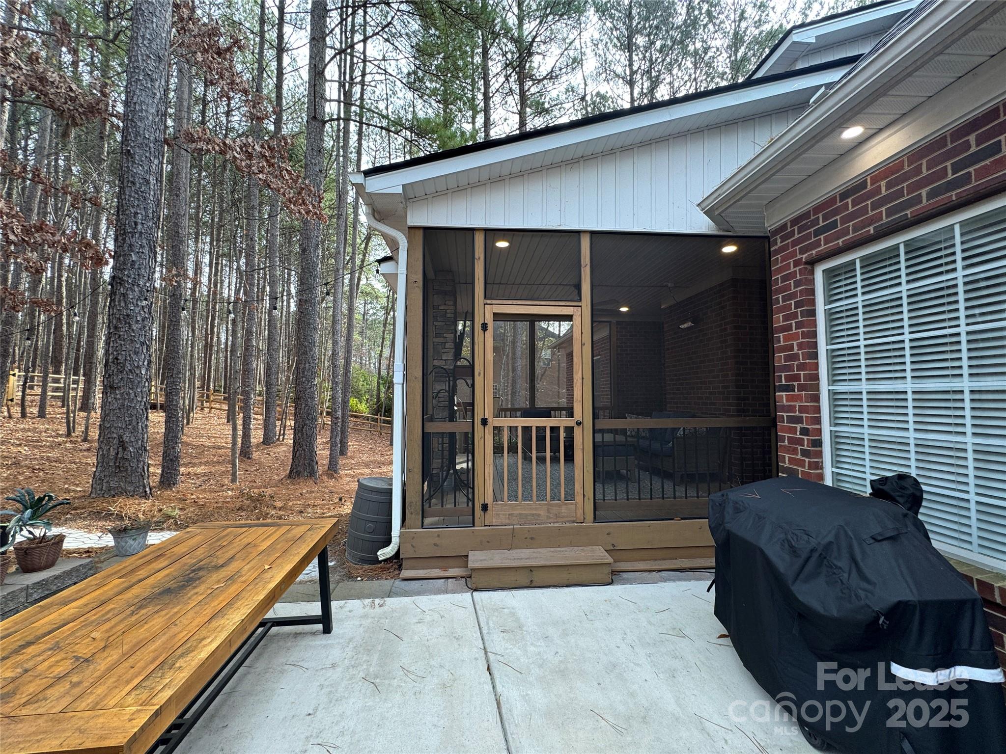 Stonewater - Residential Lease