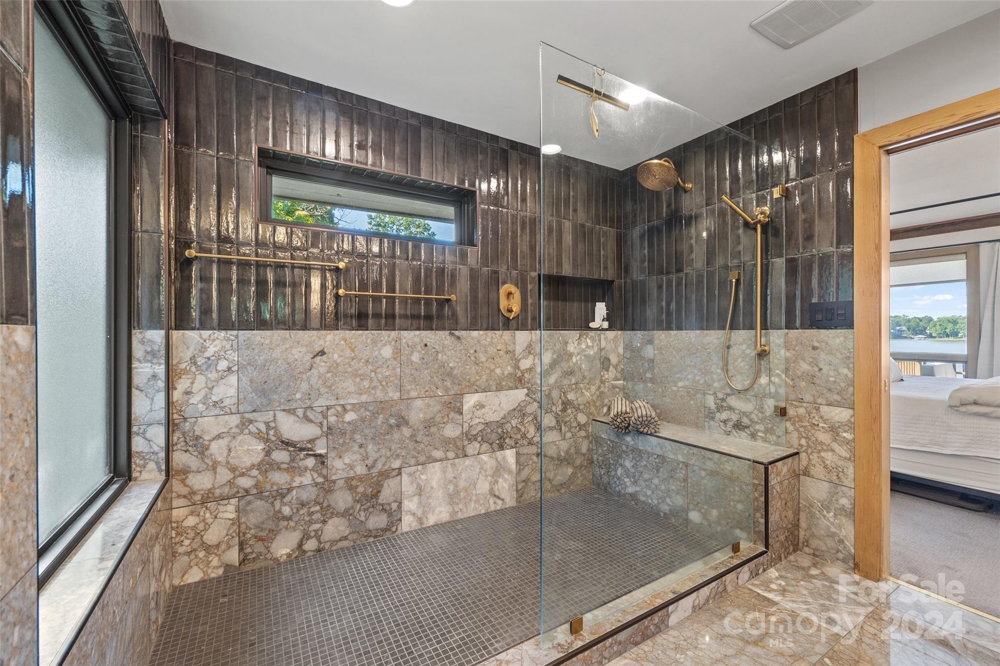 Island Point - Residential