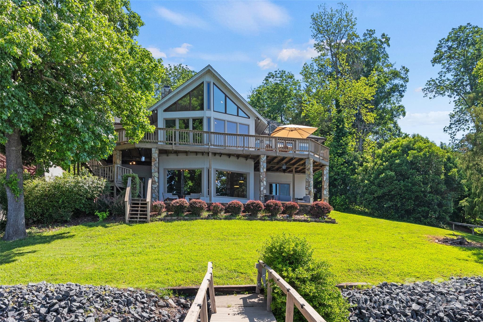 Island Point - Residential