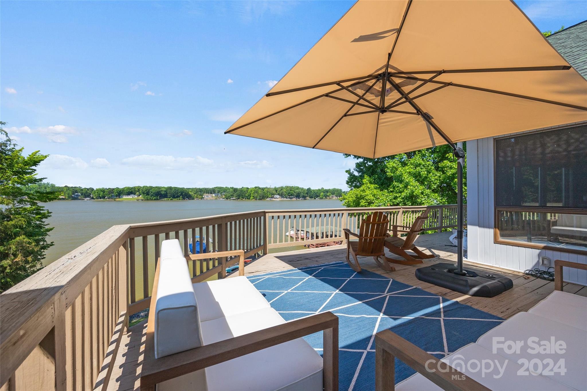 Island Point - Residential