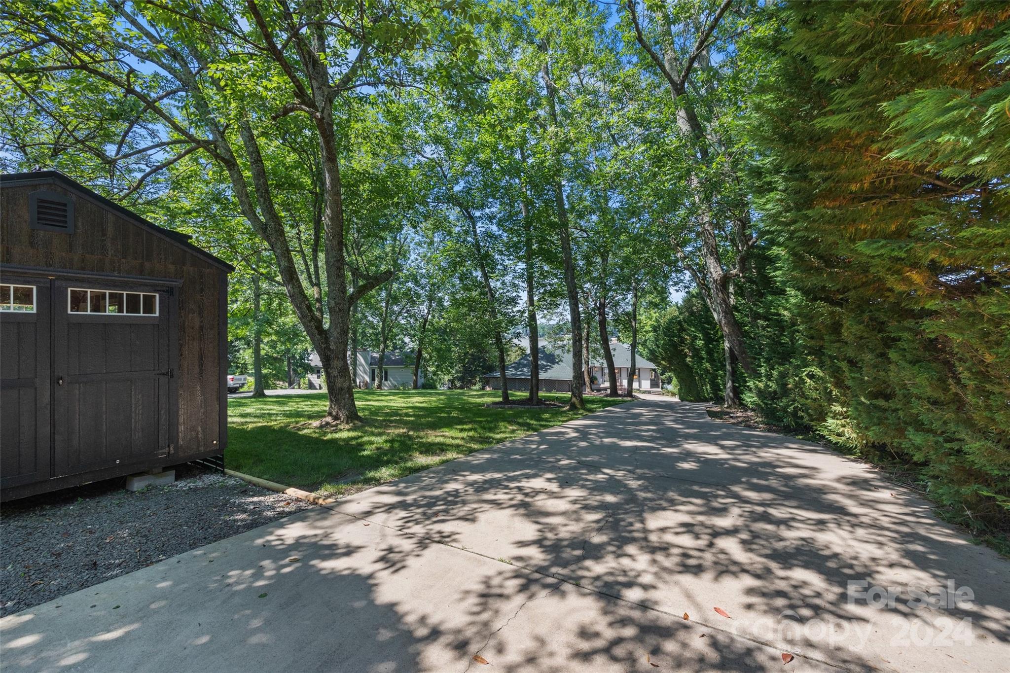 Island Point - Residential