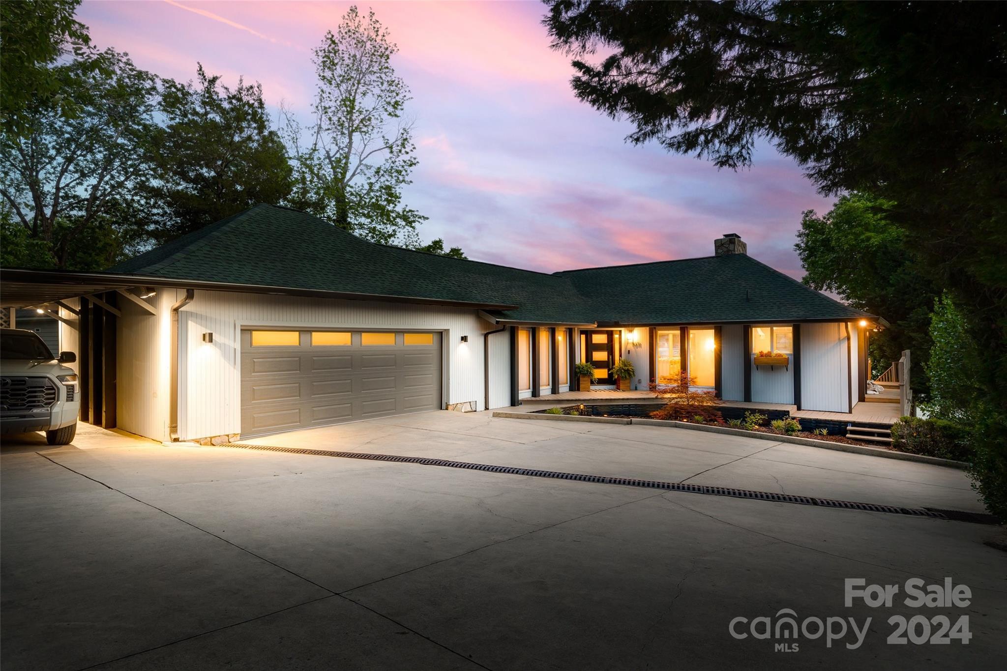 Island Point - Residential