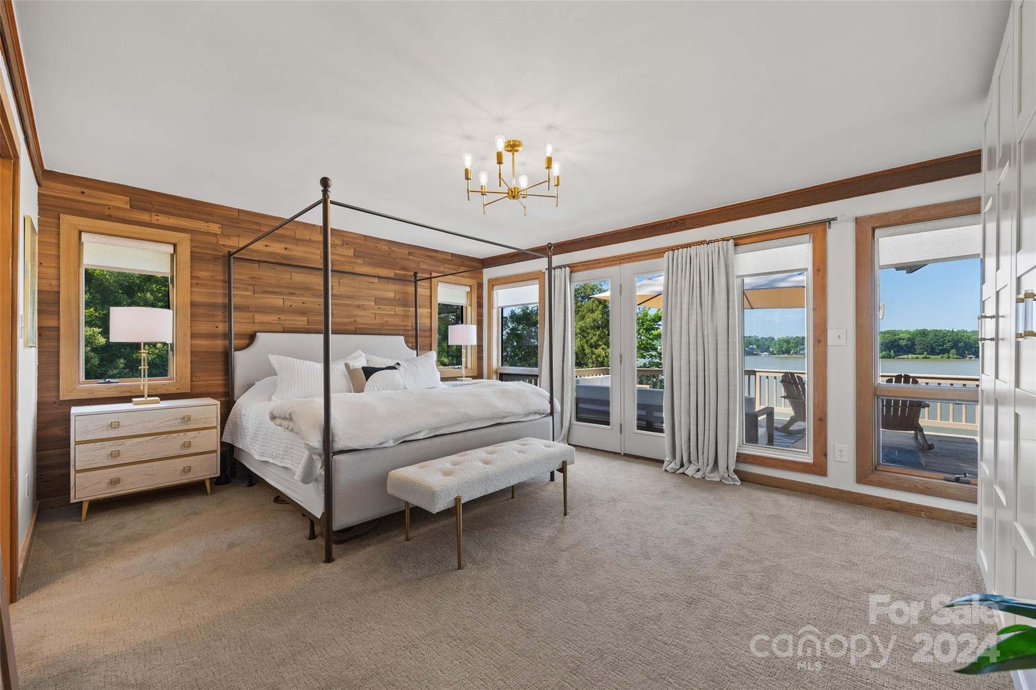 Island Point - Residential