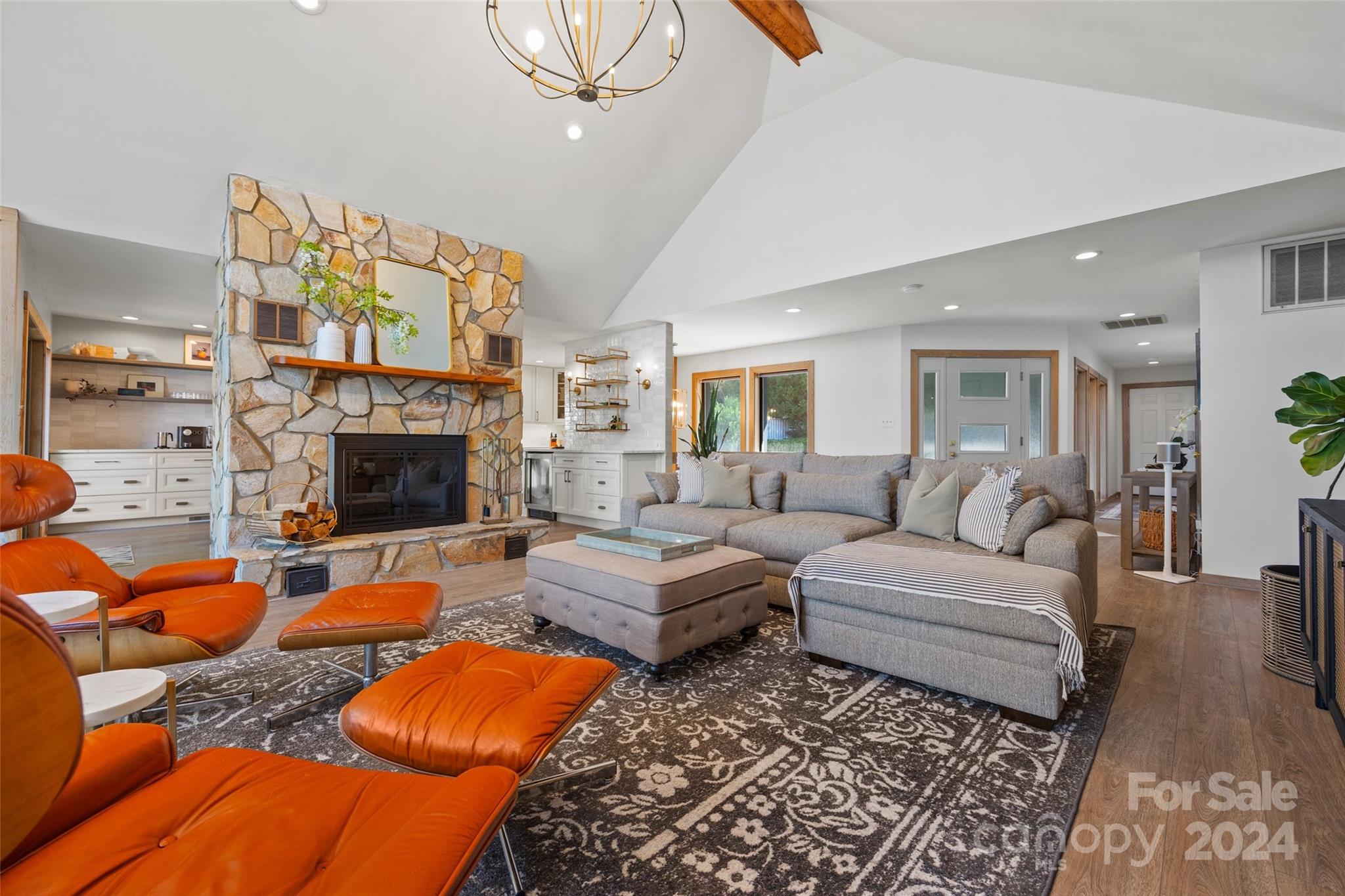 Island Point - Residential