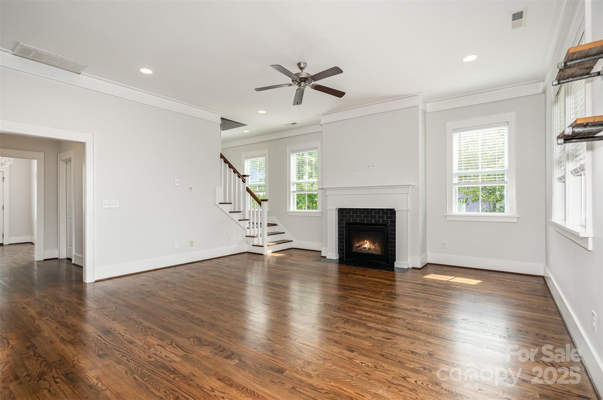 Riverwalk - Residential