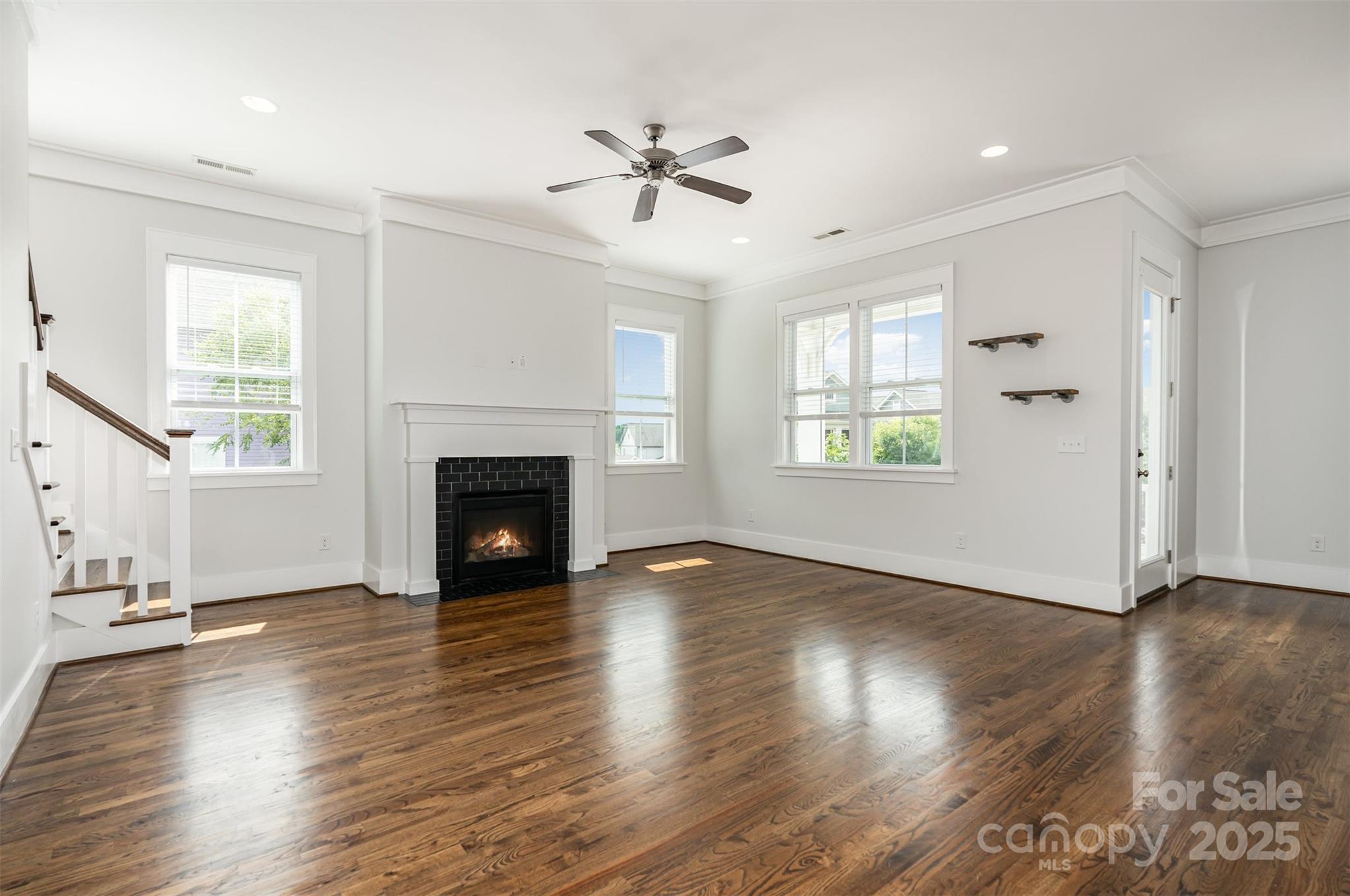 Riverwalk - Residential