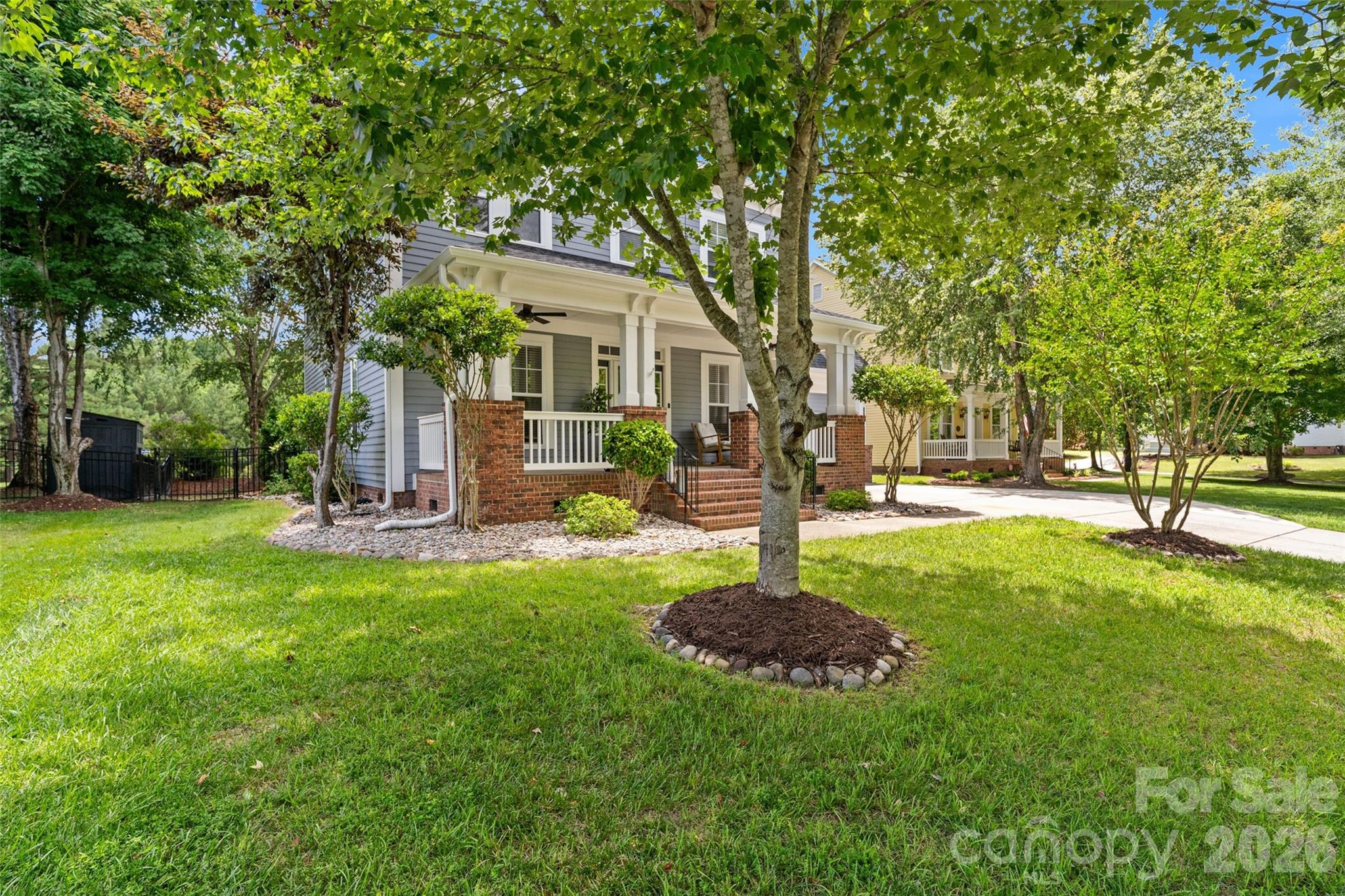 411 Shoreline Parkway