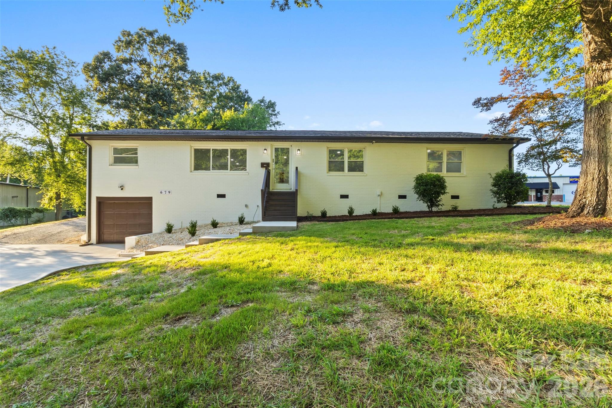 679 Oakridge Farm Highway, Mooresville, NC, 28115