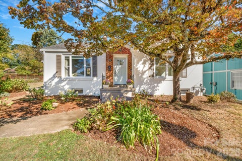 Photo of 72 Fairfax Avenue, Asheville, NC 28806 (MLS # 4428977)