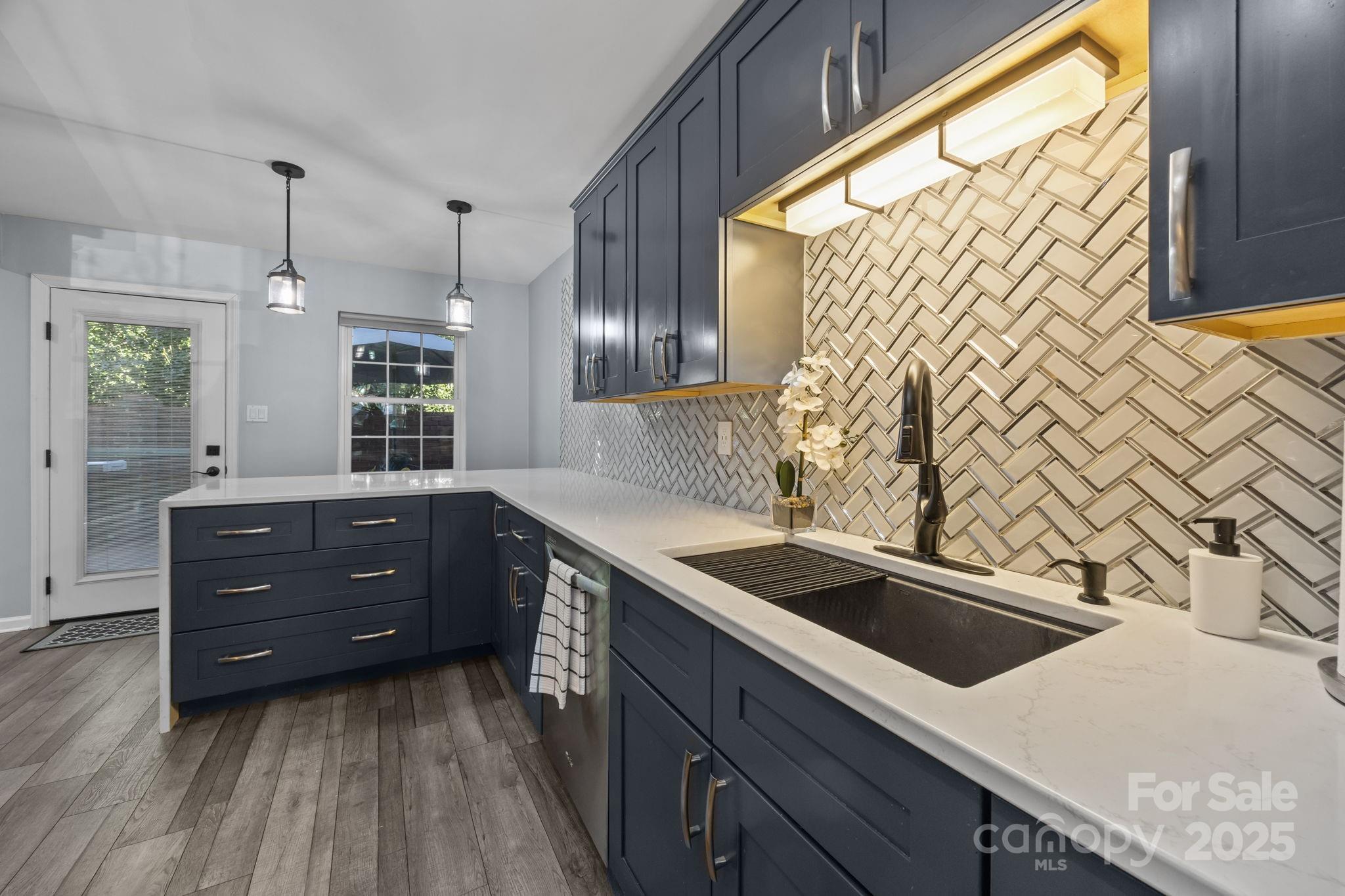 10927 Hunter Trail Lane