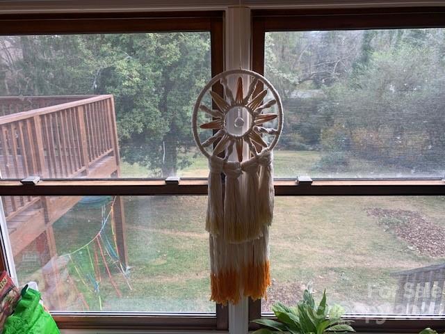 MOUNTAIN LOOKOUT - Residential