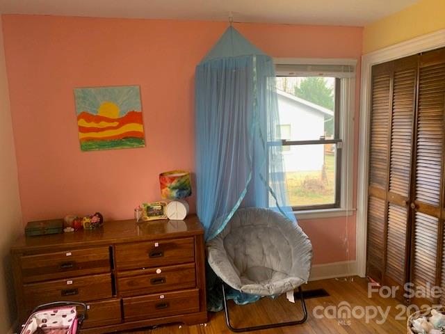 MOUNTAIN LOOKOUT - Residential