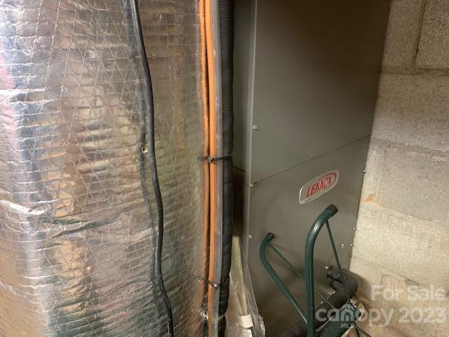 MOUNTAIN LOOKOUT - Residential