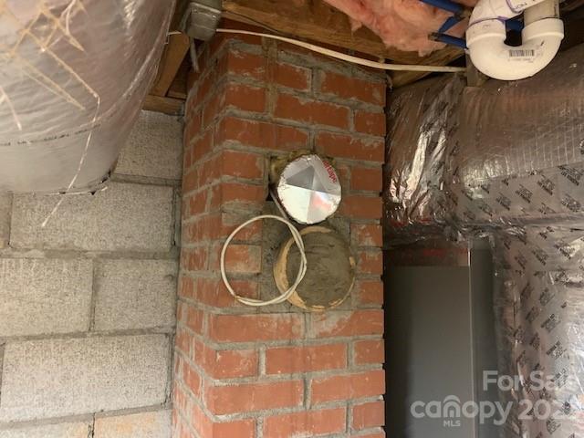 MOUNTAIN LOOKOUT - Residential