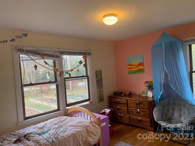 MOUNTAIN LOOKOUT - Residential