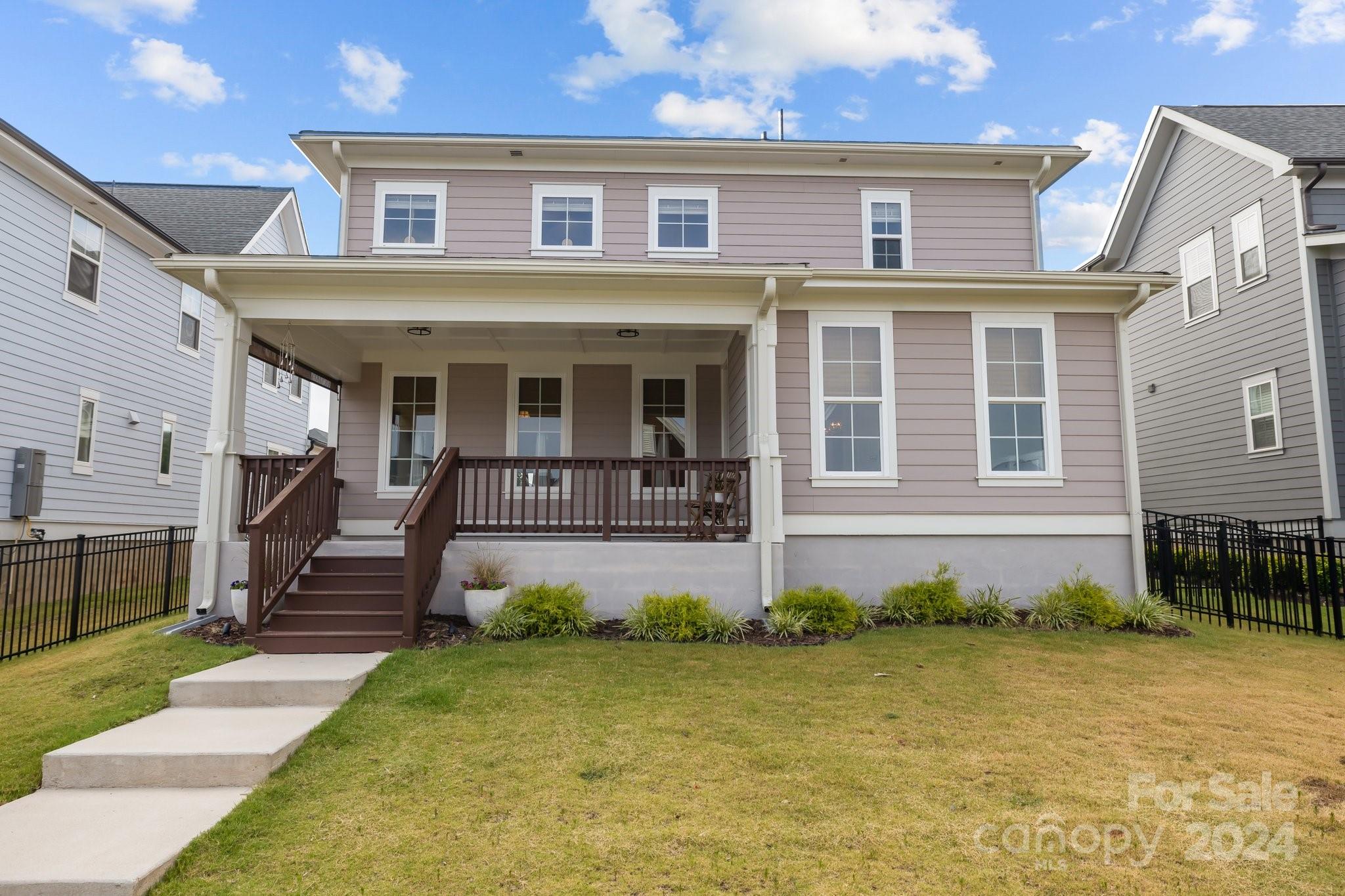 Riverwalk - Residential