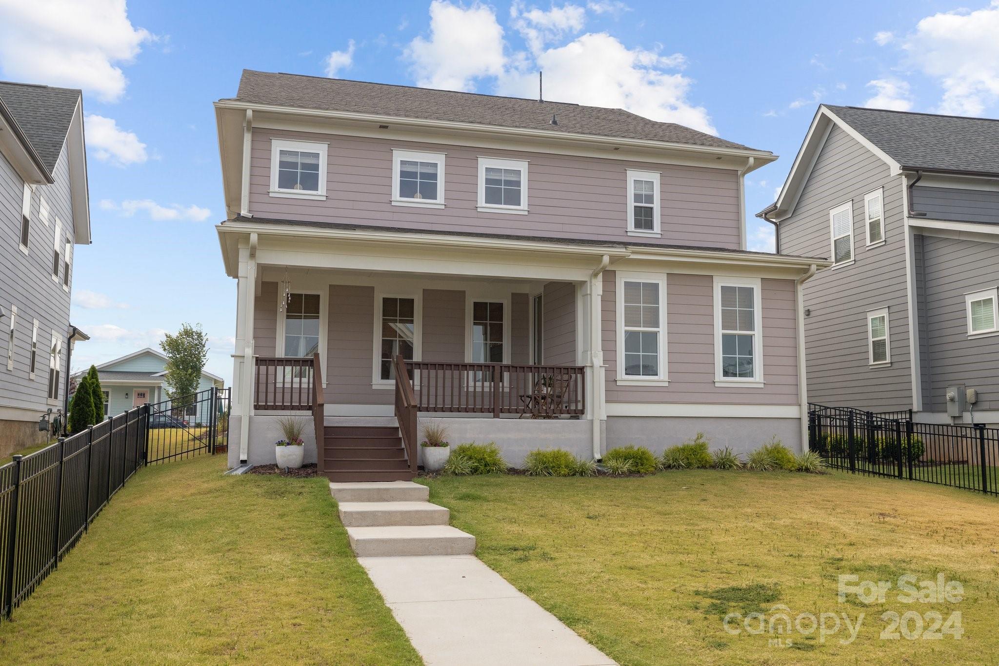 Riverwalk - Residential