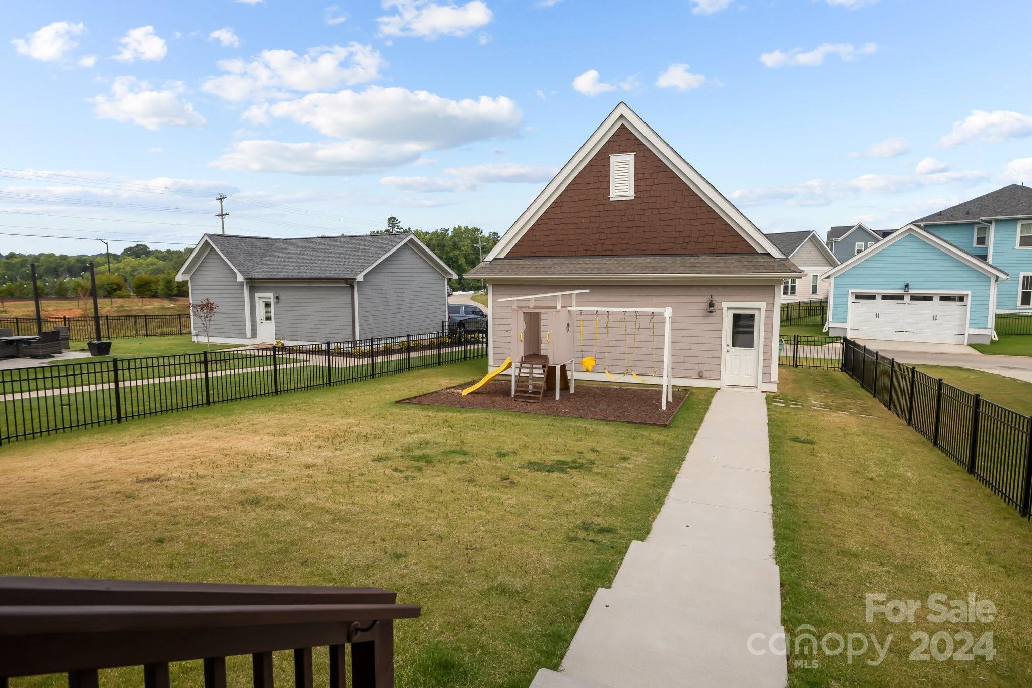 Riverwalk - Residential