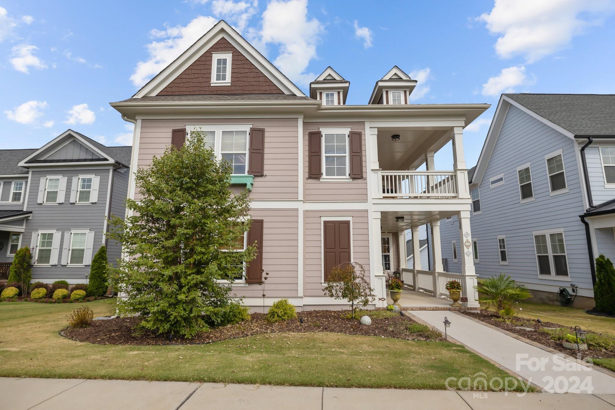 Riverwalk - Residential