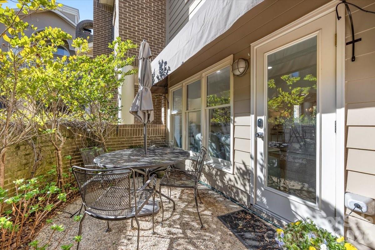 Myers Park - Residential