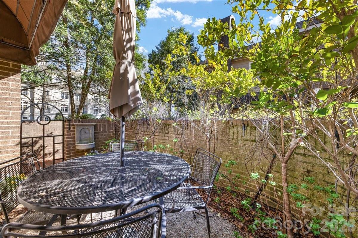 Myers Park - Residential