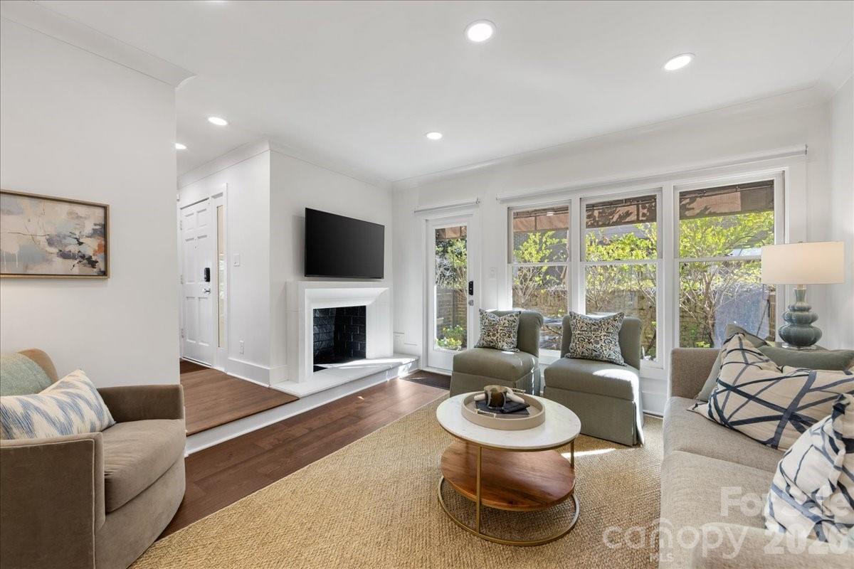 Myers Park - Residential